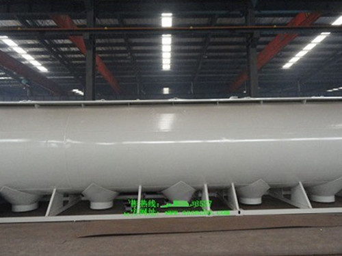 散裝<a href=http://www.jswmsh.cn/siliaoche/ target=_blank class=infotextkey>飼料車</a>廠家-獨立作業(yè)式散裝飼料罐